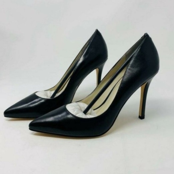 BRAND NEW IN BOX!! BCBGeneration (Treasure) Black, Closed-Toe, 4” Heels - Picture 2 of 4